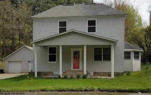 405 Grafton Rd, White Hall, WV 26554-9499