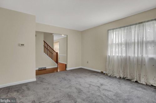 4167 Beaufort Hunt Dr, Harrisburg, PA 17110-3700