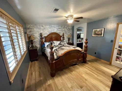 8423 Northshore Dr, Bakersfield CA  93312-4988 exterior