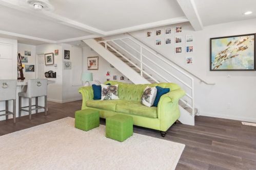 719 Nantasket Ct, San Diego CA 92109-7443 exterior