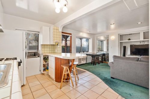 4273 Dawes St, San Diego CA 92109-1230 exterior