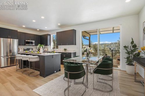 934 Pinewood Rd, Twin Rock, CO 80816-8934