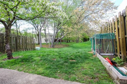 42 Front Ct, Old Bridge NJ  08857-1943 exterior