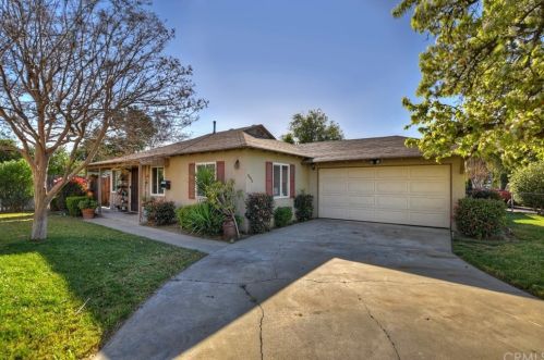 4856 Dewey Ave, Riverside, CA 92506-2016