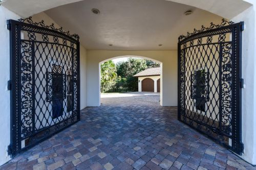 10340 Avenida Del Rio, Delray Beach FL  33446-2416 exterior