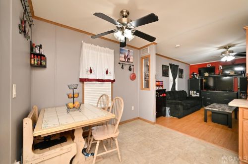 43 Bayshore Mobile Mnr, Hazlet NJ  07730-4129 exterior