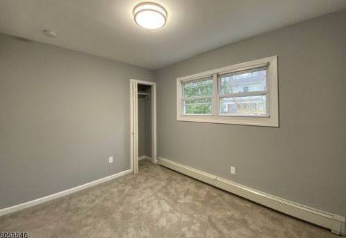 27 Skidmore Trl, Hopatcong NJ  07843-1778 exterior