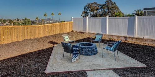 6105 Samuel St, La Mesa CA  91942-2557 exterior