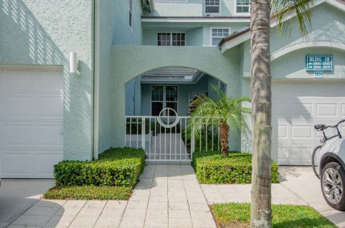 1805 Mainsail Cir, Jupiter FL  33477-1416 exterior
