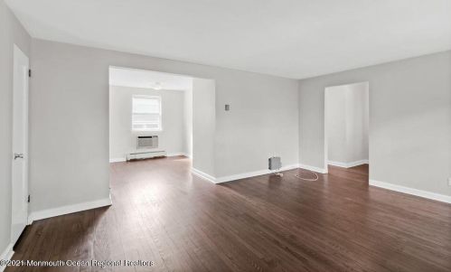 71 Manor Dr, Tinton Falls NJ  07712-2568 exterior