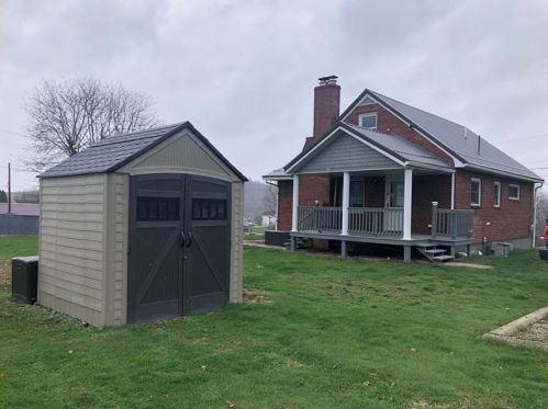 401 Jackson Ave, West Brownsville, PA 15417-2422