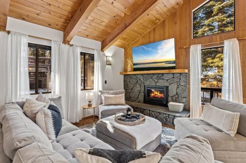 1016 Martis Lndg, Truckee CA  96161-4000 exterior