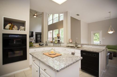 1408 San Jacinto Dr, Lewisville TX  75028-8291 exterior