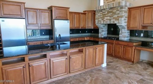 29250 129th Ln, Peoria, AZ 85383-5356
