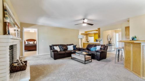 1510 Sutter Creek Dr, Folsom CA  95762-4060 exterior