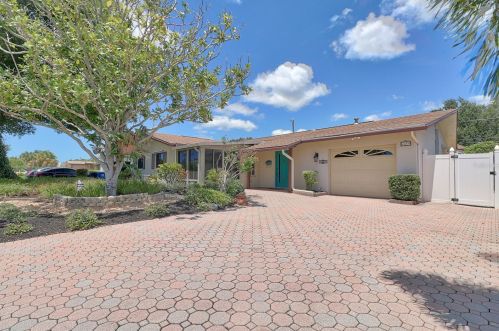 6649 12th Ave, Saint Petersburg, FL 33710-6113