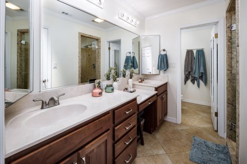 71 Lk Lorraine Cir, Shalimar FL  32579-1617 exterior