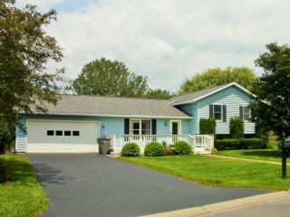 8022 Winfield Cir, Rome, NY 13440-2053