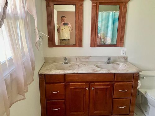 1398 Walnut Ln, Macungie PA  18062-9402 exterior