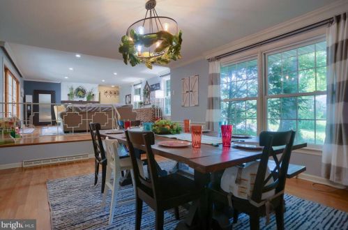 540 Devon Rd, Camp Hill PA  17011-2122 exterior