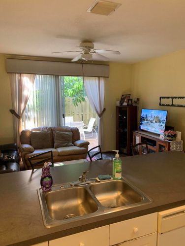 4343 Lake Tahoe Cir, West Palm Beach, FL 33409-7872