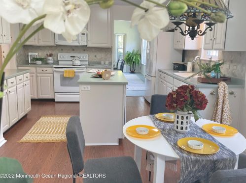 58 Ivy Hill Rd, Lakewood NJ  08701-5772 exterior