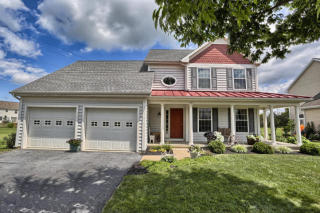 45 Hoover Dr, Ephrata, PA 17522-9184