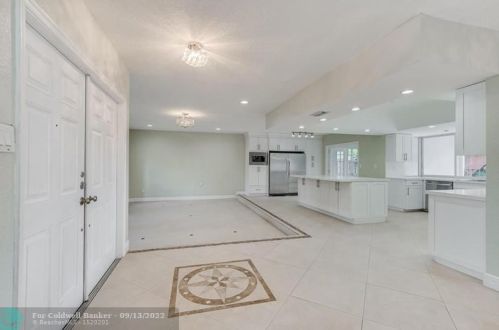 3841 37th Ave, Hollywood, FL 33021-1922