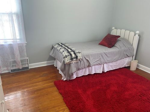 3953 57, Milwaukee WI 53220-2636 exterior