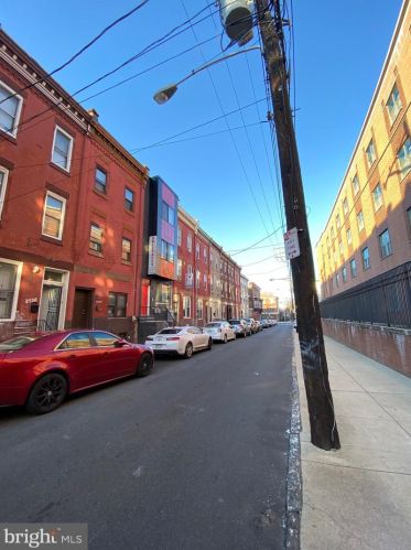 2128 Carlisle St, Philadelphia PA  19121-1607 exterior