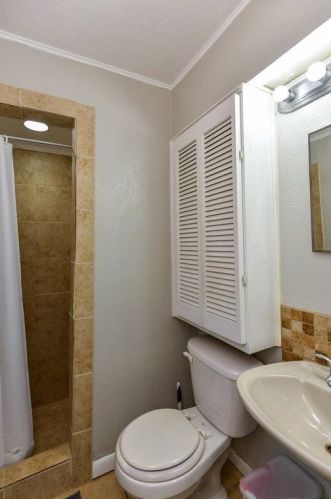5617 Wedgmont Cir, Fort Worth TX  76133-2801 exterior