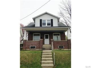 40 Weis St, Topton, PA 19562-1218