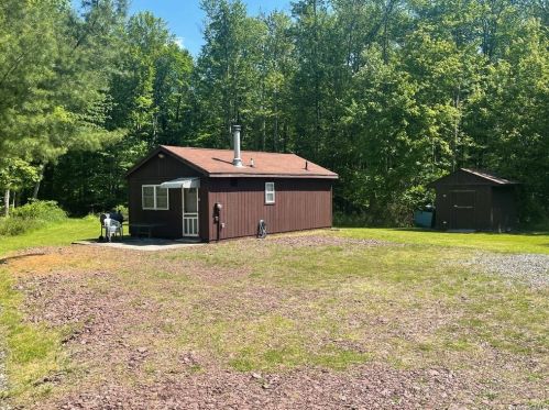 35 Painter Hill Rd, Mountaindale, NY 12763-5410