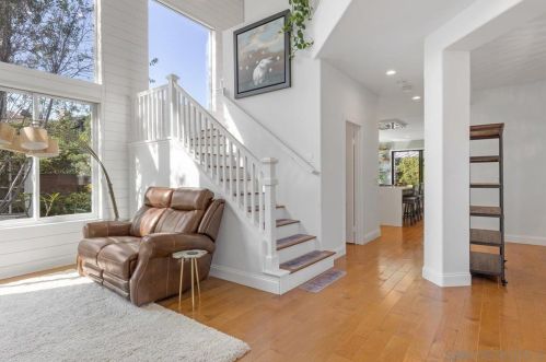 219 Jacob Ln, Encinitas CA  92024-2123 exterior