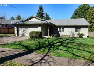 13195 Weir Rd, Beaverton, OR 97008-7613