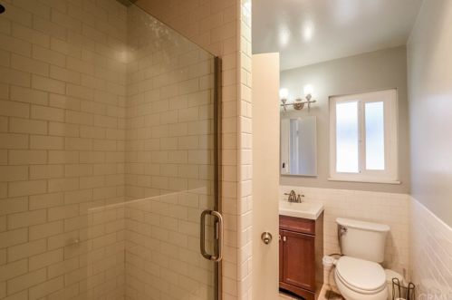 5503 Stevely Ave, Lakewood CA  90713-1745 exterior