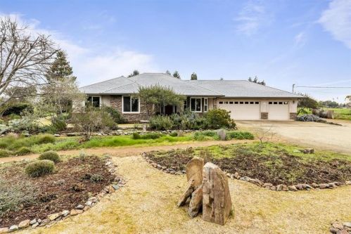 314 Fine Rd, Linden, CA 95236-9720