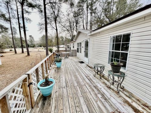 315 Tumbler Ave, Cross, SC 29436-9167