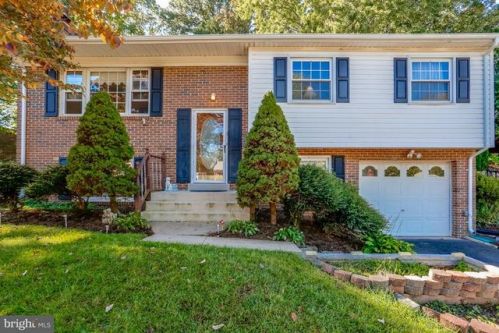 13720 Kaywood Dr, Woodbridge, VA 22193-4642