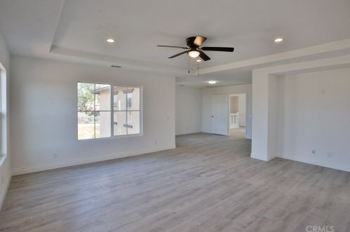 7796 Spring Hill St, Chino CA  91708-7606 exterior