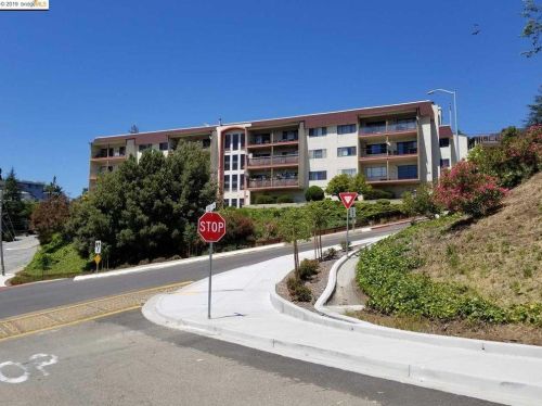 2500 Miramar Ave, Hayward CA 94546-2800 exterior