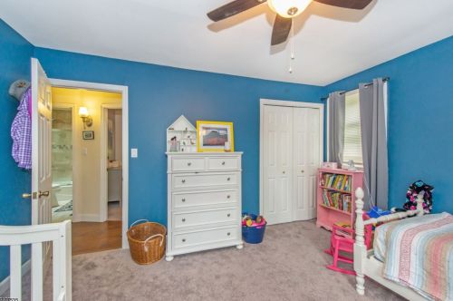 13 Harbor View Dr, Andover NJ  07821-4022 exterior