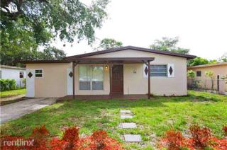3207 48th Ave, Hollywood FL  33023-5403 exterior