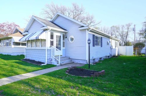 225 Stanley St, Mishawaka, IN 46545-6543