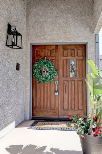 2010 Clark Ln, Redondo Beach, CA 90278-4206