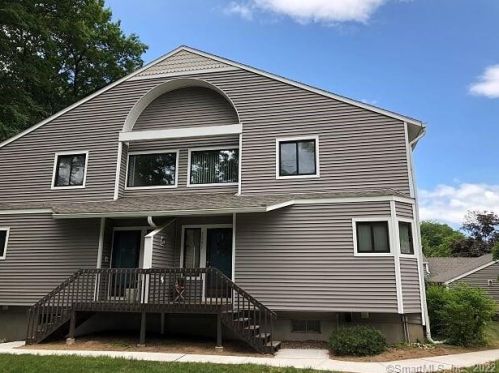2201 Mill Pond Dr, Wapping, CT 06074-3581