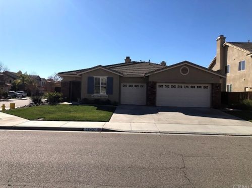 25427 Chesterfield Ln, Wildomar, CA 92595-7744