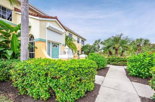 10841 Crooked River Rd, Bonita Springs, FL 34135-1780