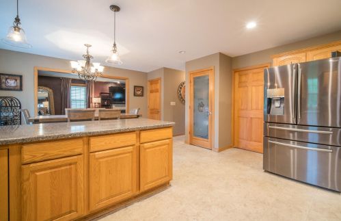 1180 Auburn Rd, West Bend WI  53090-5465 exterior