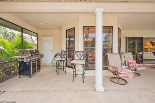 1429 23rd Ter, Cape Coral FL  33909-4402 exterior